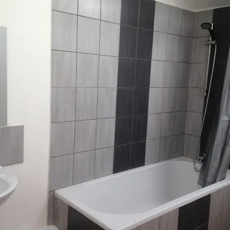 Gemini, Les Constellations Complex Dom wakacyjny *