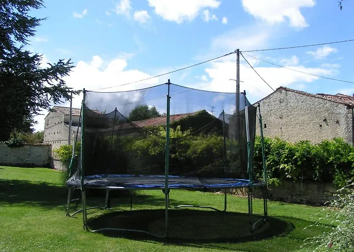 Gemini, Les Constellations Complex 度假居