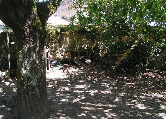 Gemini, Les Constellations Complex *